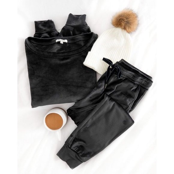 Z Supply Velour Set Size In Black, Size L - Picture 14 of 14